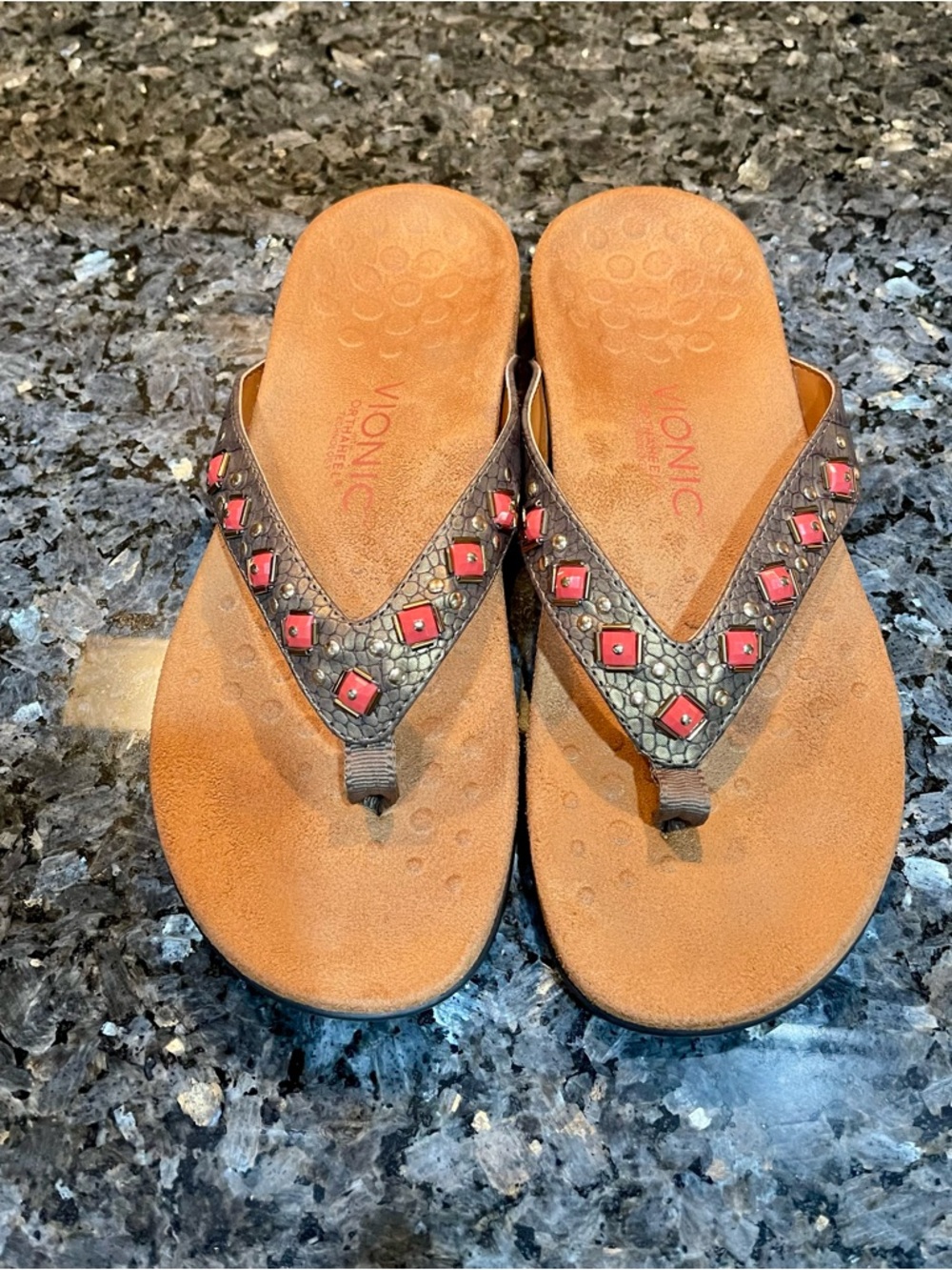 Vionic Floriana Bronze & Croc Orthotic Sandals w/Coral Studs Size 7